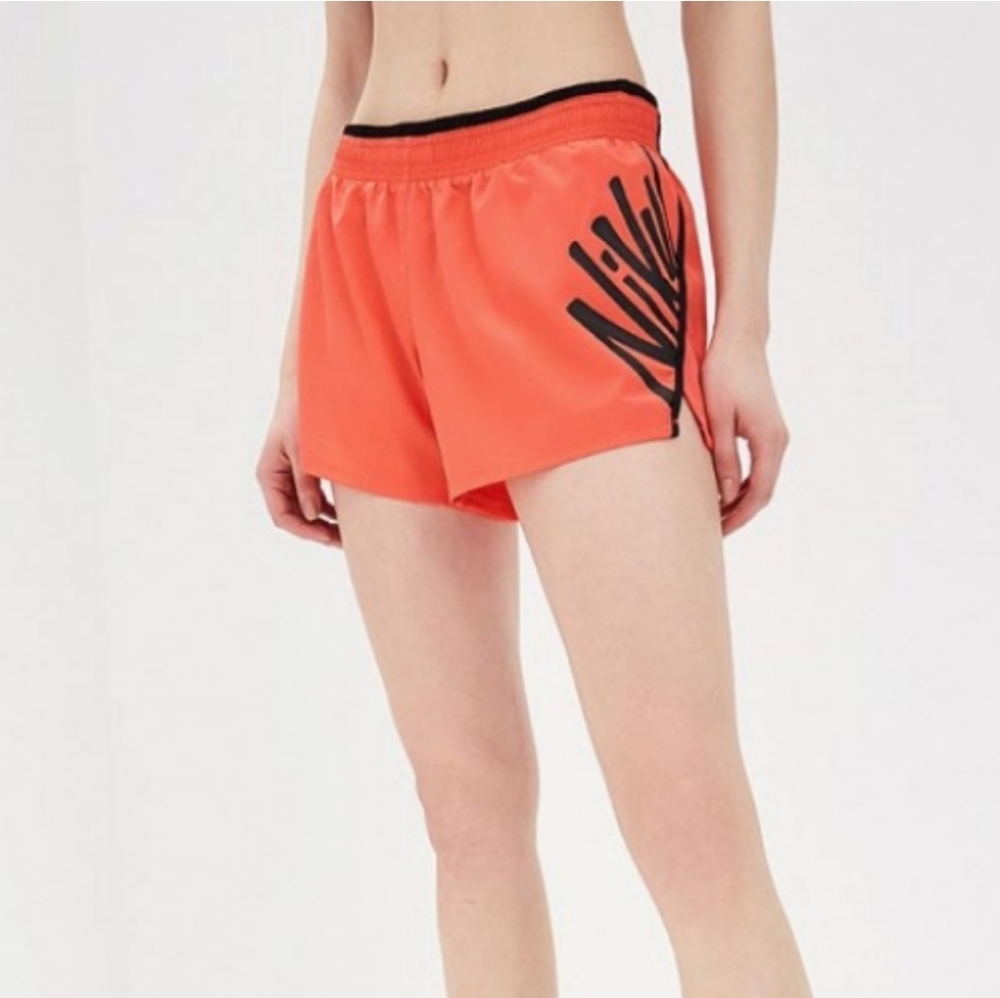 NWT Nike Women's Dri-Fit Active Shorts Sz …